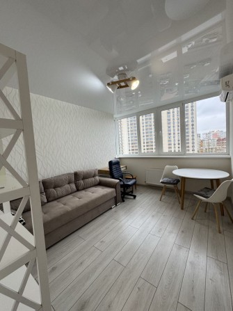 Сдам 2-х комнатную на Сахарова - фото 1