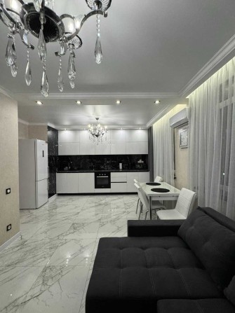 Сдам 1 ком на Сахарова в кадоре - фото 1