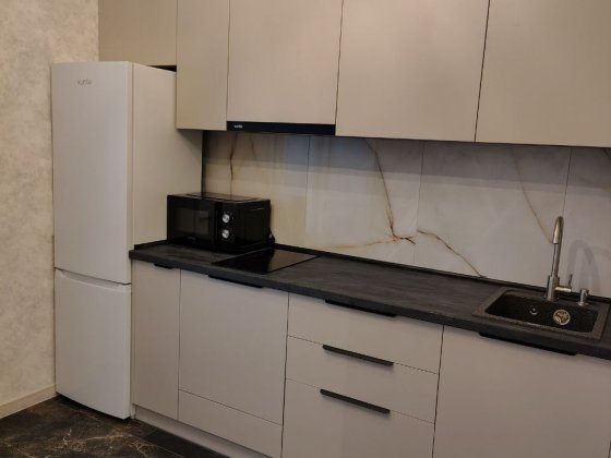 Сдам новую светлую квартиру в Аквареле-2! Балкон! Окна во двор! Лиманка