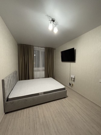 Сдам однокомнатную квартиру, жк 7 небо - фото 1