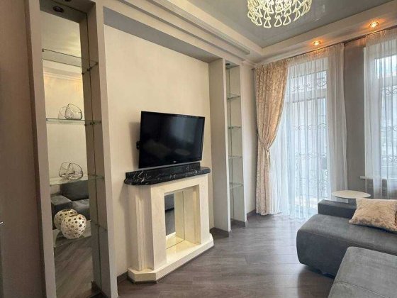 Аренда 2-комнатная квартира в центре города — Европейска  17. Авангард