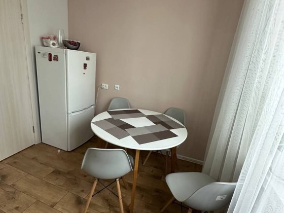 Оренда кімнати в трьохкімнатній квартирі Лесные Гриновцы