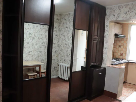 2х к Парковая/Разумовская. Паркоместо. Газ. Одесса