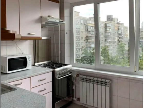 Продаж 3-к квартири вул.Березняківська Дніпровський район Київ