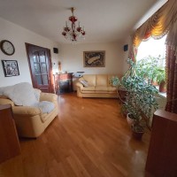 Продаю затишну 3 кімнатну квартиру за адресою: вул. Лобановського, 128, Голосіївський район. Київ