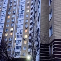 Без%. Продаж 3 к. кв. вул.Машинобудівна 21, метро Шулявська Київ