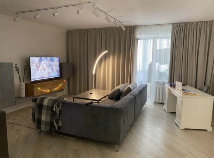 3х к Академическая/ 4 ст Фонтана. Двусторонняя. Программы - фото 1