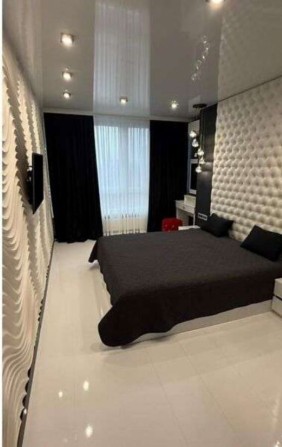 Продаж 3-к квартири вулиця Михайла Донця 2а - фото 1