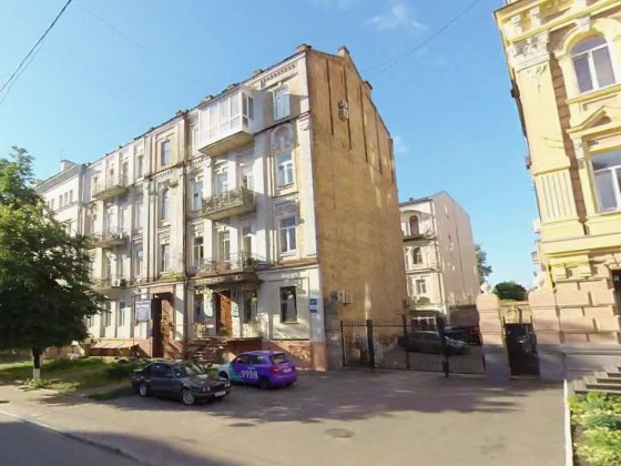 Продам 1кімнатну  квартиру в центрі Площа Украінських Героів, вул. Гетьмана Павла Скоропадського 17б Киев