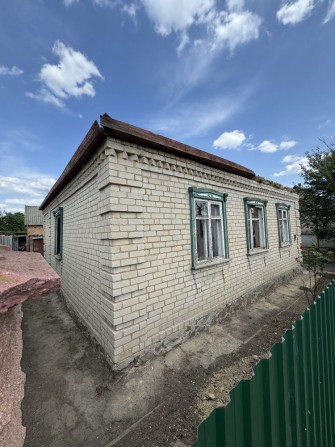 Продам будинок Терміново ! р-н Перемога біля  Маркет опт - фото 1