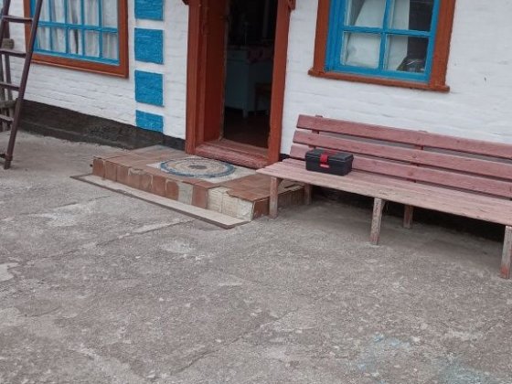 Продам або обміняю на квартиру  1/2 будинку у центрі міста .(Вулиця М. Олександрія