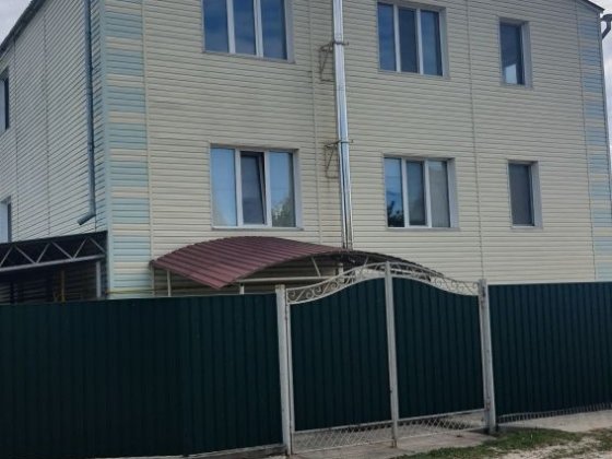 Продається дім 2поверхи,мОхтирка Ахтырка