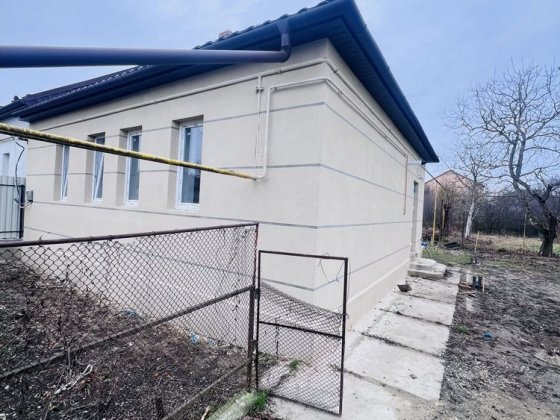 Продаж будинку з сучасним ремонтом в м.Берегове Берегово