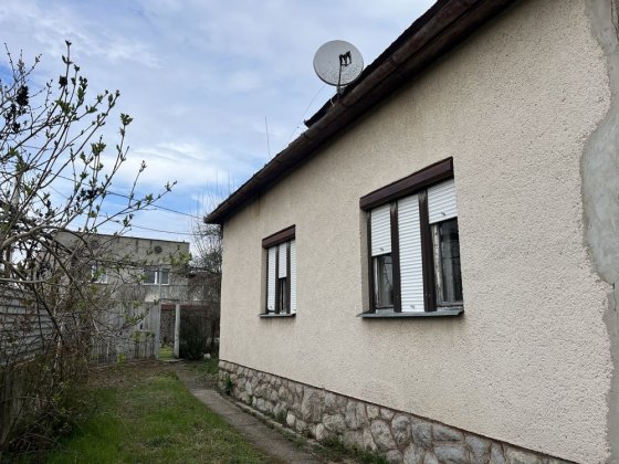 Приватизована ділянка 35 соток дім 85 м2 Берегово Томпи Мігая 93 Берегове