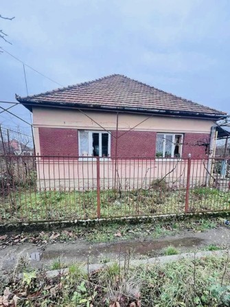 Продаж будинку в м.Берегово, неподалік термальних комплексів! - фото 1