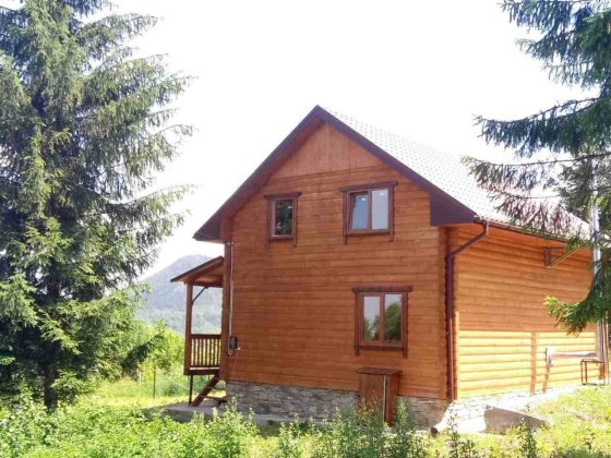 Продаж будинку зі зрубу у горах. Власник. Ціна 52 тис. $ Берегомет