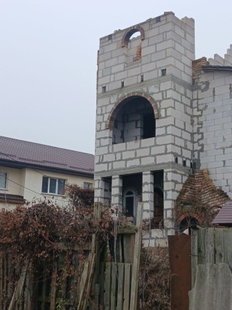 Продаж недобудованого півбудинку в Боярці. ТОРГ - фото 1