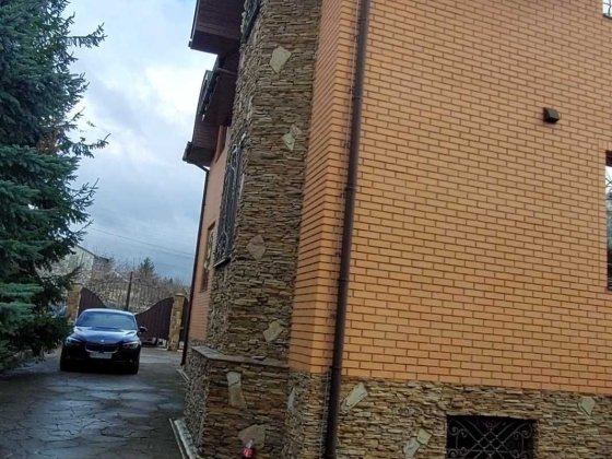 Елітний будинок-садиба, Високий (169040) Високий