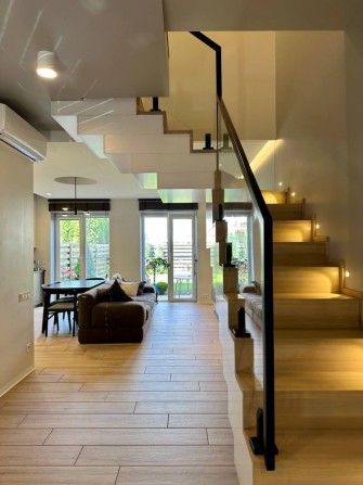 Продаж Сучасного Таунхауса - фото 1