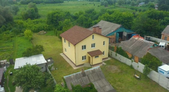 Дом в центре Дергачей - фото 1