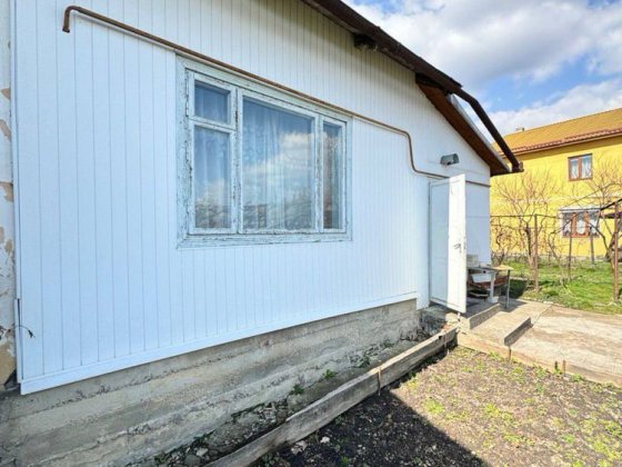 Продаж будинку з територією  у Долині Долина