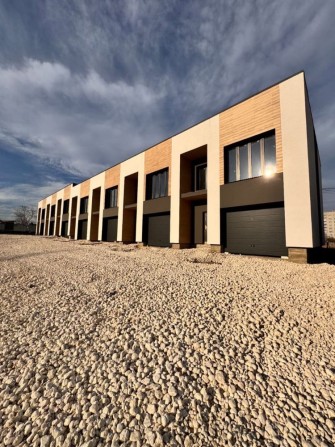 Продається сучасний котедж - фото 1