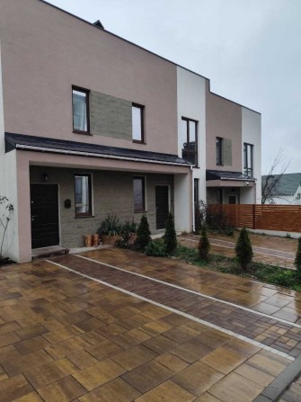 Таунхаус з частковим ремонтом в Гостомелі! Центральні комунікації! - фото 1