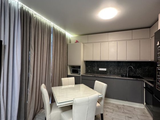 Продаж таунхаусу з новим ремонтом! Ціна нижче ринку! Оформлення 2% Гостомель