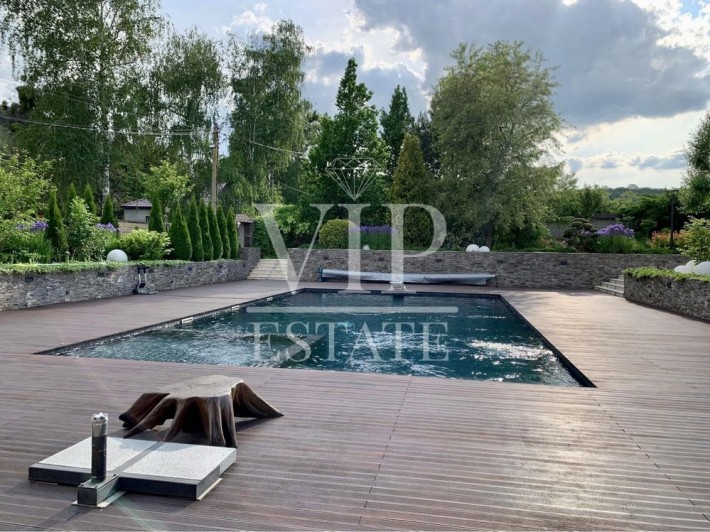 Готовый бизнес. Продажа Домовладения в Коробов Хутор, Змиев. - фото 1