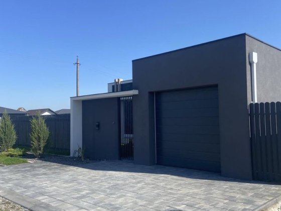 Прдам новый дом втихом районе Измаил