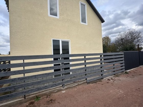 Двоповерховий будинок в Гостомелі. Гостомель