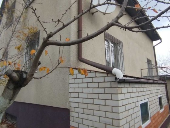 Продам жилой дом все удобства, ремонт,удобное расположение Черноморск