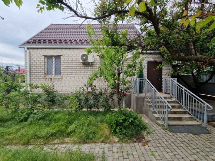 капітальний житловий будинок-дача в передмісті Одеси, СГТ «Заря» - фото 1