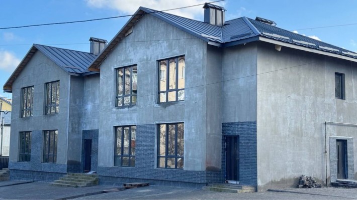 Продам в центрі таунхаус - фото 1