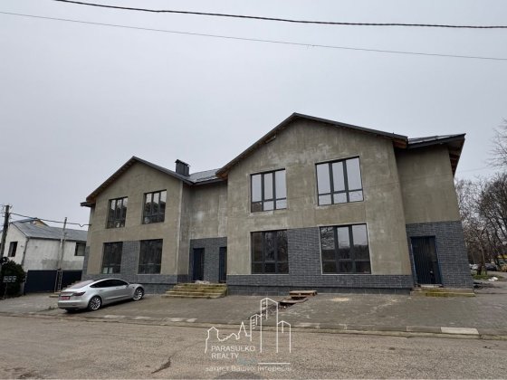 Таунхаус в ЦЕНТРІ міста! Каменец-Подольский