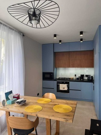 Сучасний таунхаус з ремонтом  у Гостомелі - фото 1