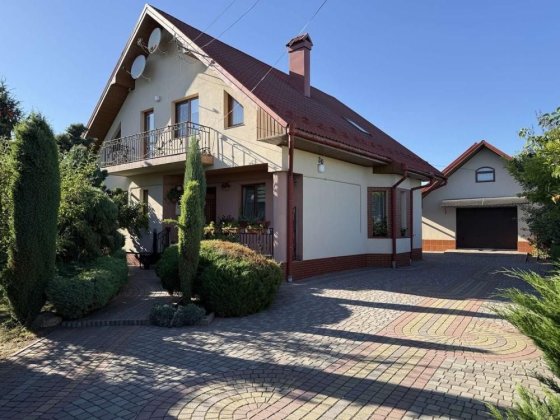 Продам добротний цегляний будинок. Коломыя