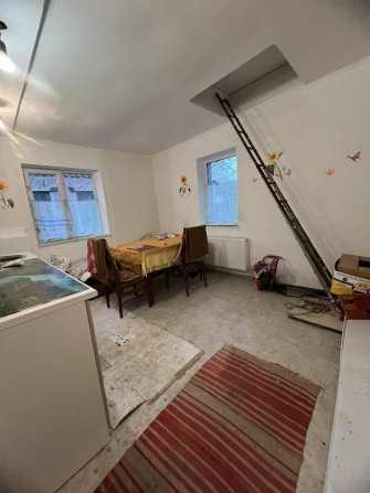 Продається частина будинку барачного типу з добудовою  
Район ДЮСШ - фото 1