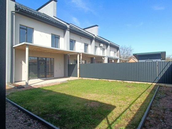 Коростишів продам  будинок танхаус Коростышев