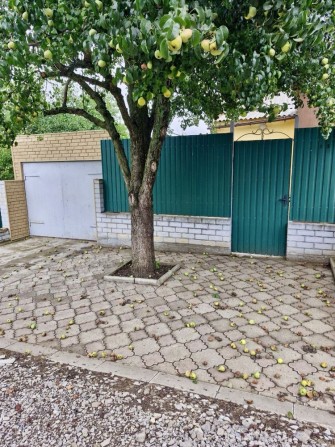 Уютный утеплённый дом с участком 5 соток, с гаражом - фото 1