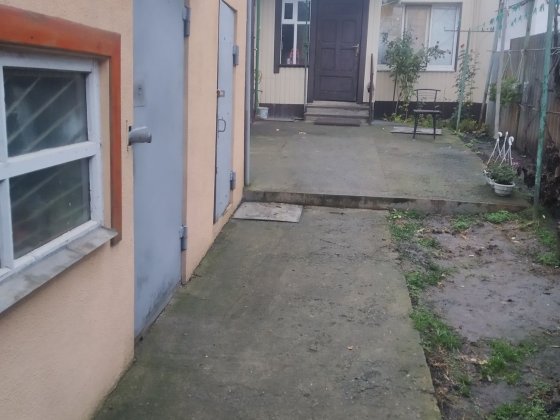 Продам частину будинку Берестин