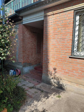 Будинок на 4 кімнати в м.Лубни Полтавська обл - фото 1