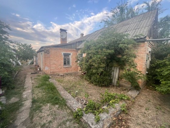 продам дом под ремонт/дачу Марганец