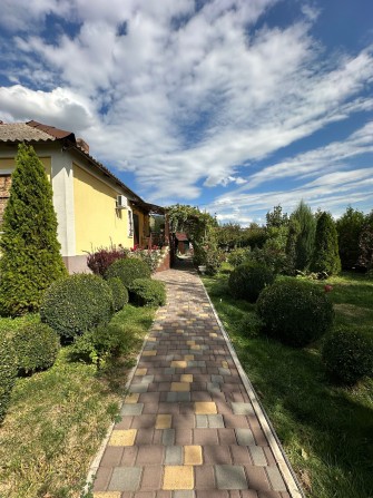 Продается дом в городе Марганец - фото 1