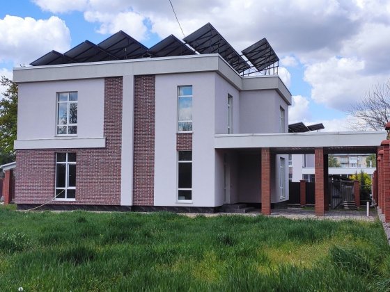 Будинок біля міста 2022 року Лубни