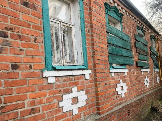 Продам дом в Мерефе. Газовое отопление. Участок 6 соток .Тихий районTB Мерефа