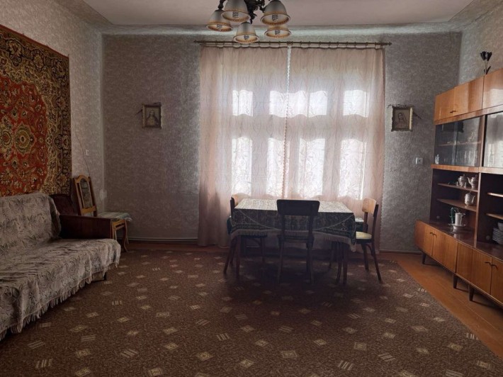 Продається   3 кімнатний будинок с.Лавки Мукачівський р-н - фото 1