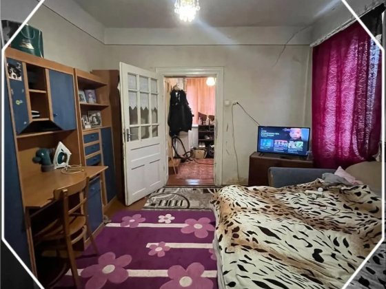 Продається двокімнатний будинок Мукачево