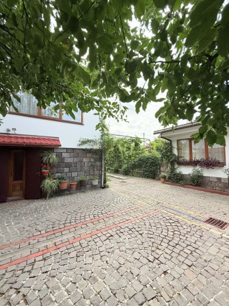 Будинок неподалік центру Мукачева - фото 1