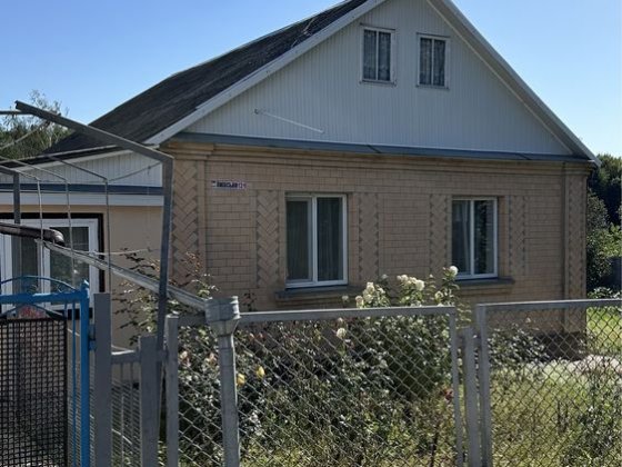 Продам два цегляних будинки біля річки, Звягель Звягель